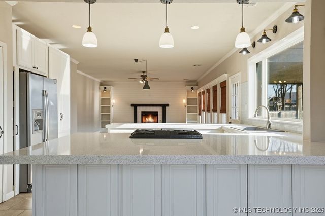 8695 N 125th East Avenue, Owasso, OK 74055