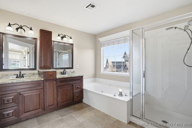 8695 N 125th East Avenue, Owasso, OK 74055