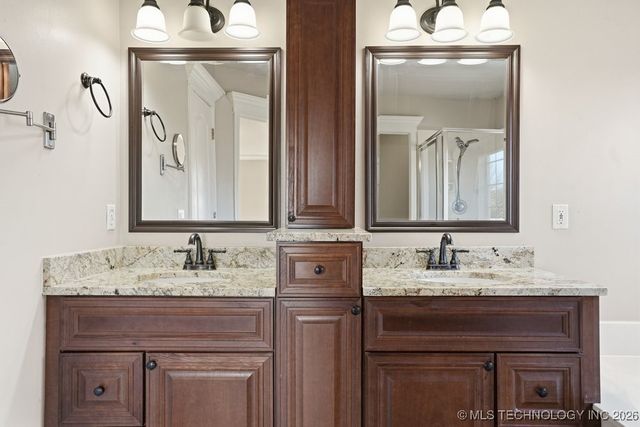 8695 N 125th East Avenue, Owasso, OK 74055