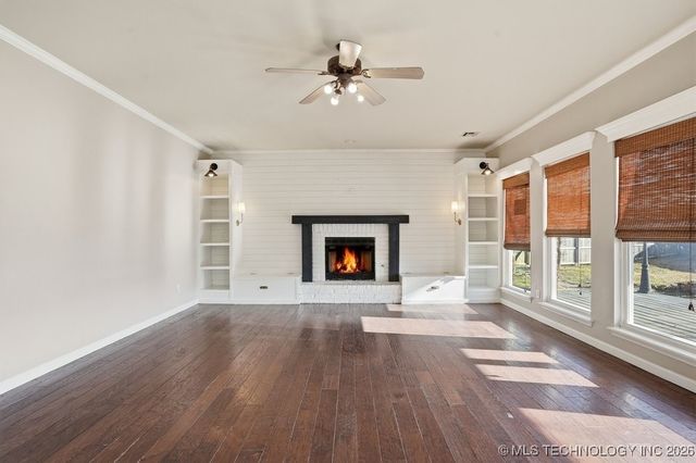 8695 N 125th East Avenue, Owasso, OK 74055