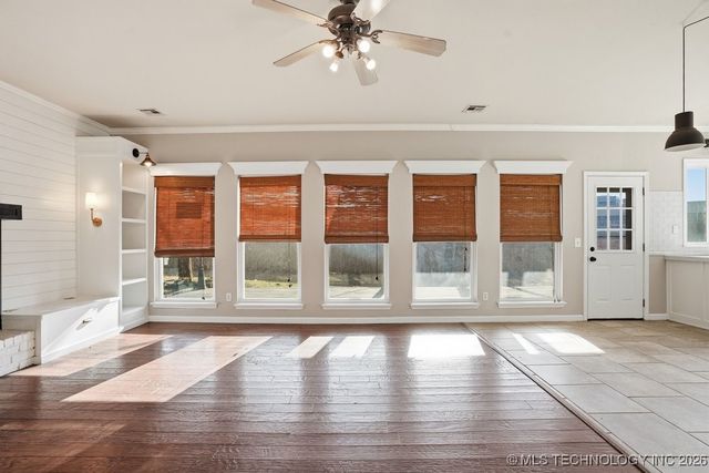 8695 N 125th East Avenue, Owasso, OK 74055