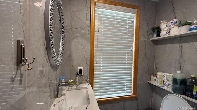 160-30 76th Road, Fresh Meadows, NY 11366