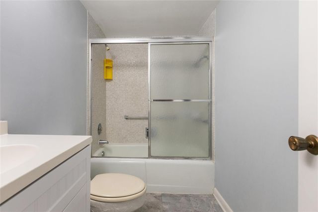 2731 NE 14th St Causeway 121, Pompano Beach, FL 33062