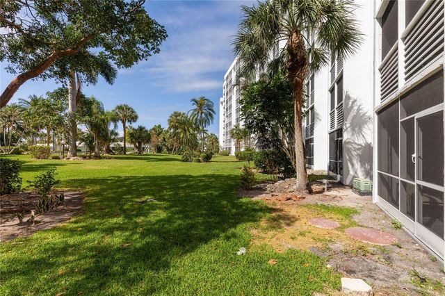2731 NE 14th St Causeway 121, Pompano Beach, FL 33062