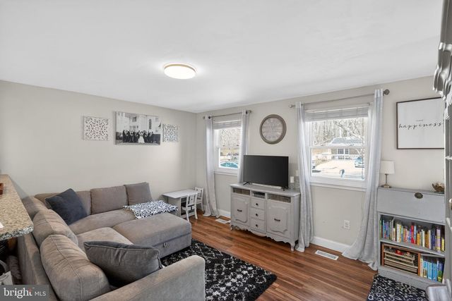 1817 DANIA DR, Fort Washington, MD 20744