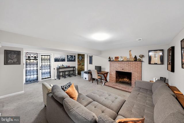 1817 DANIA DR, Fort Washington, MD 20744