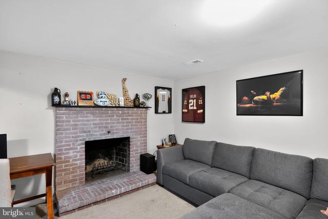 1817 DANIA DR, Fort Washington, MD 20744