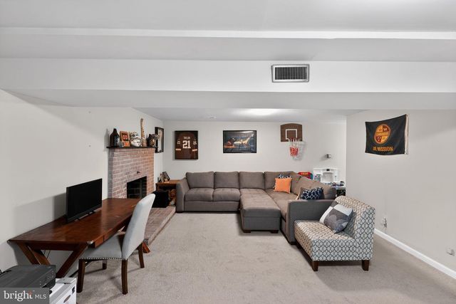 1817 DANIA DR, Fort Washington, MD 20744