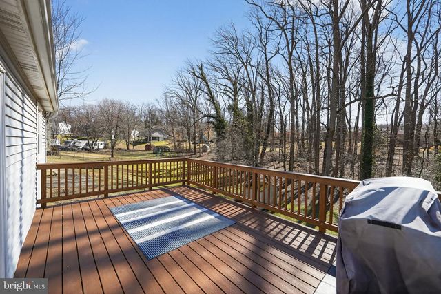 1817 DANIA DR, Fort Washington, MD 20744