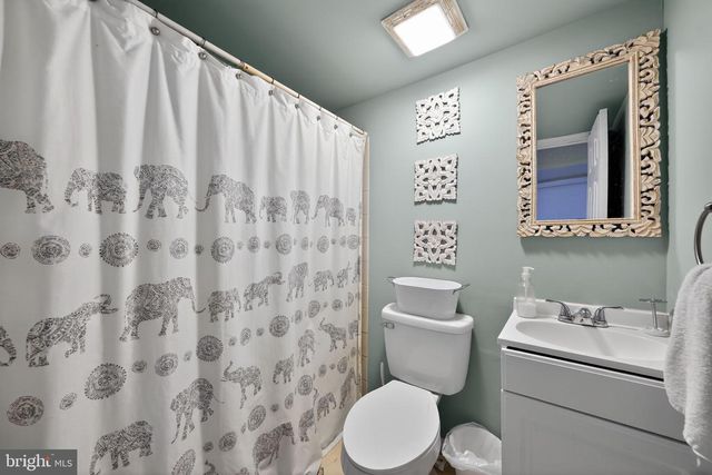 1817 DANIA DR, Fort Washington, MD 20744