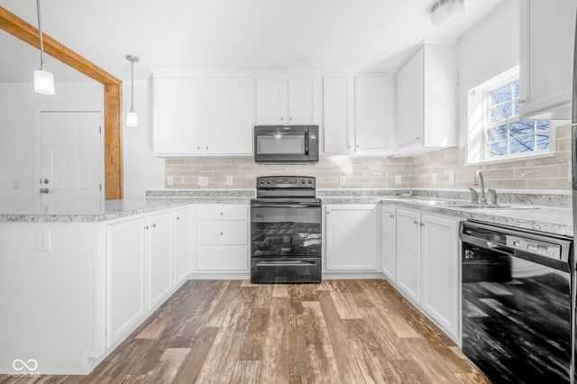 202-204 E 11th Street, Sheridan, IN 46069