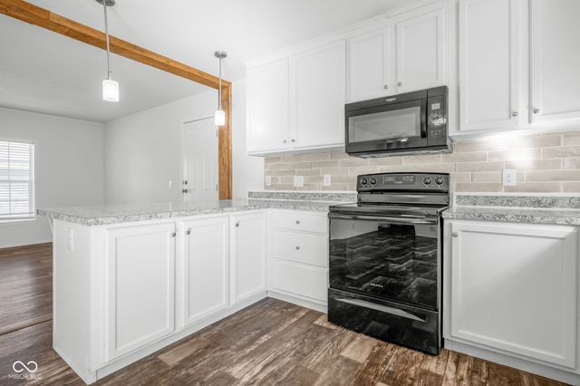 202-204 E 11th Street, Sheridan, IN 46069