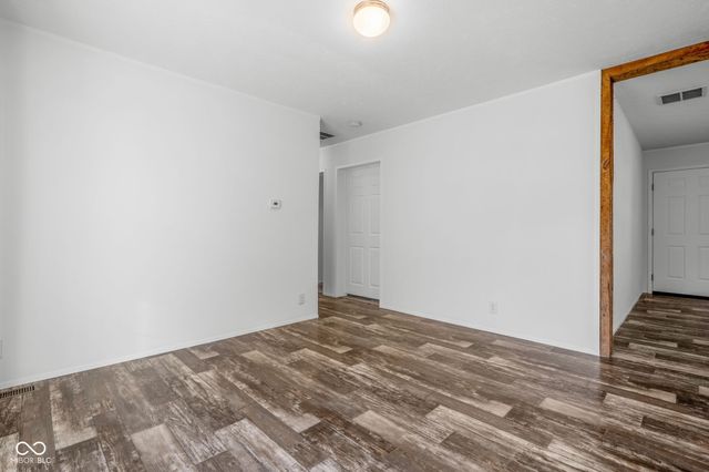 202-204 E 11th Street, Sheridan, IN 46069