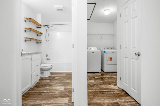 202-204 E 11th Street, Sheridan, IN 46069