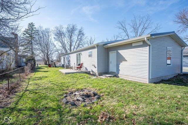 202-204 E 11th Street, Sheridan, IN 46069