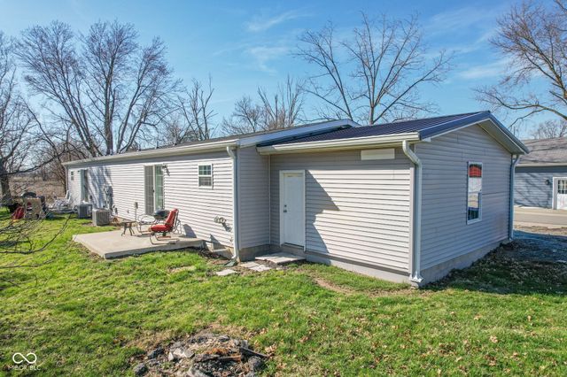 202-204 E 11th Street, Sheridan, IN 46069