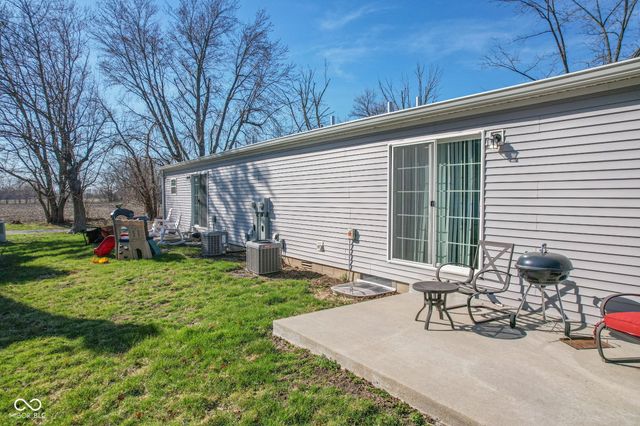 202-204 E 11th Street, Sheridan, IN 46069