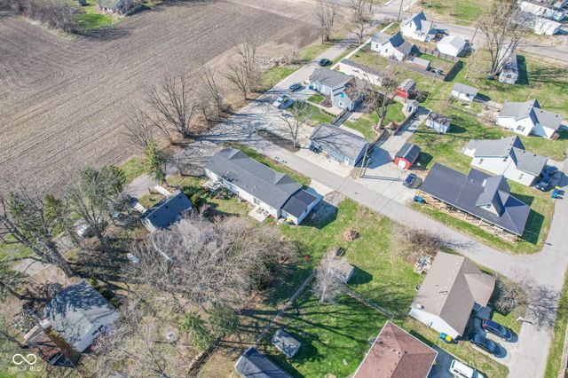 202-204 E 11th Street, Sheridan, IN 46069