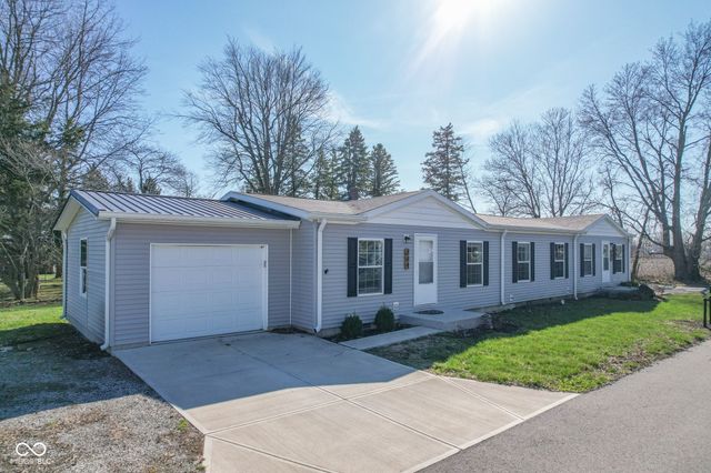 202-204 E 11th Street, Sheridan, IN 46069