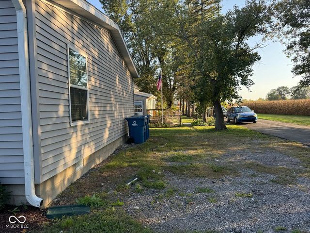 202-204 E 11th Street, Sheridan, IN 46069