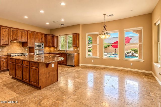 12061 W MINER Trail, Peoria, AZ 85383