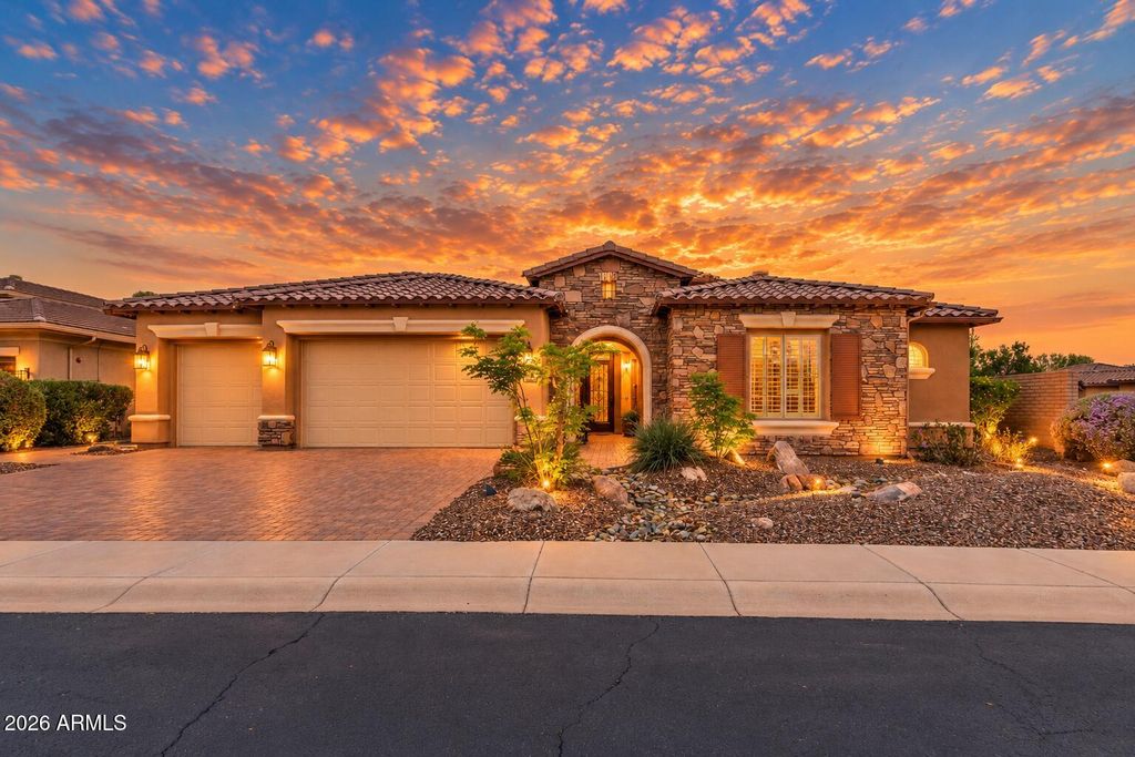 12061 W MINER Trail, Peoria, AZ 85383