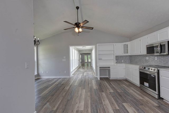 5281 Lee Road 0246, Smiths Station, AL 36877