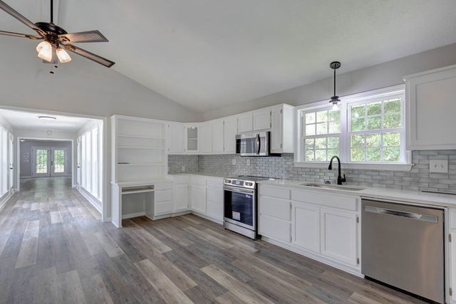 5281 Lee Road 0246, Smiths Station, AL 36877