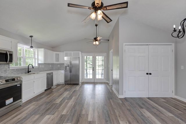 5281 Lee Road 0246, Smiths Station, AL 36877