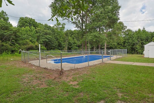 5281 Lee Road 0246, Smiths Station, AL 36877