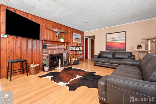 314 2nd Street, Middlesex, NJ 08846