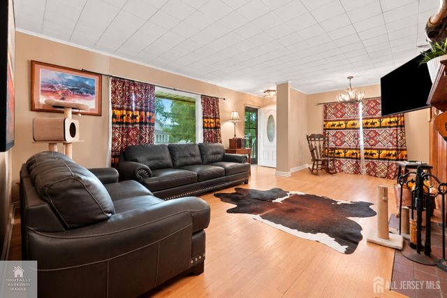 314 2nd Street, Middlesex, NJ 08846