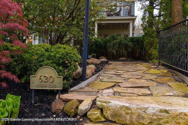 620 Ardson Road, East Lansing, MI 48823