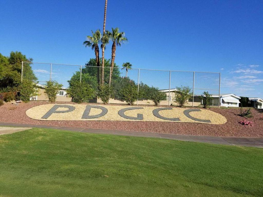 Image 9 of property listing at 74049 Oak Springs Drive, Palm Desert, CA 92260