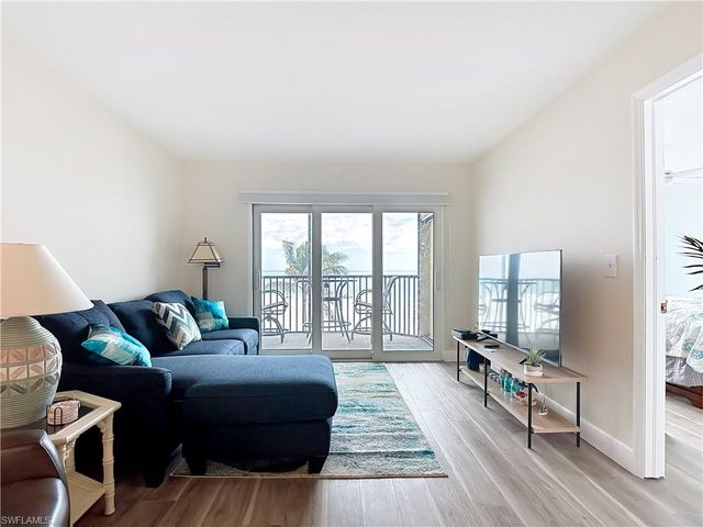 7500 Estero BLVD 302, Fort Myers Beach, FL 33931