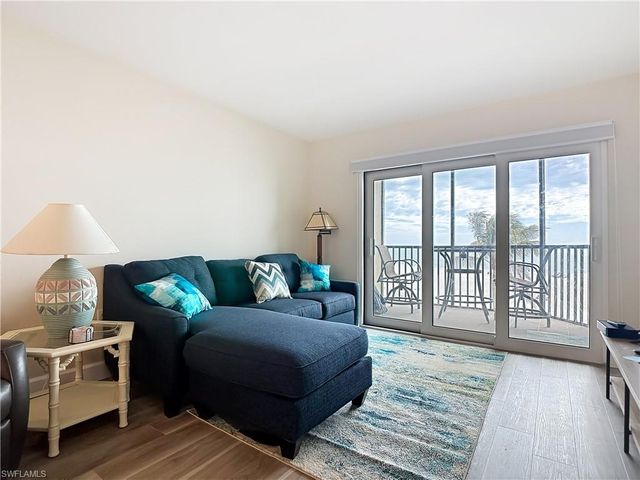 7500 Estero BLVD 302, Fort Myers Beach, FL 33931