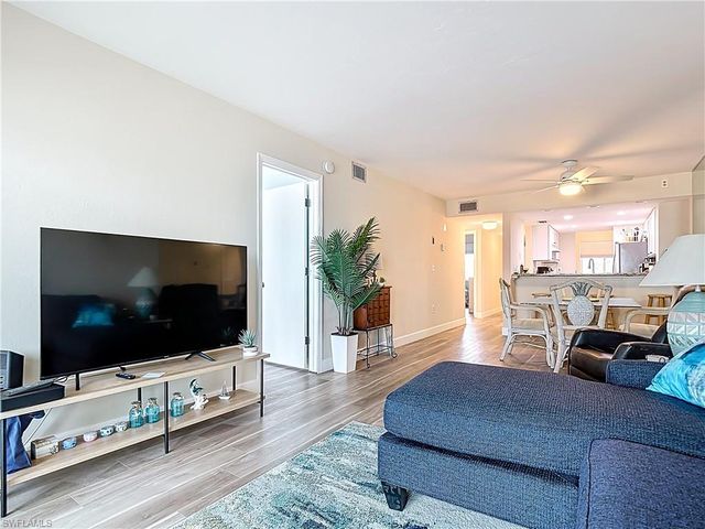 7500 Estero BLVD 302, Fort Myers Beach, FL 33931