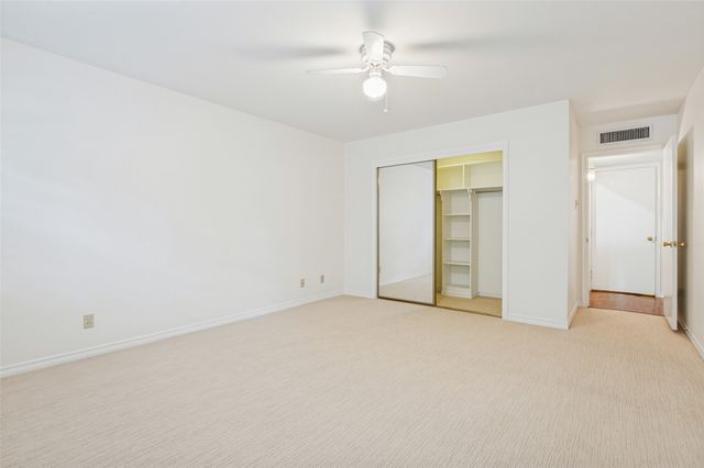 6219 Bandera Avenue A, Dallas, TX 75225