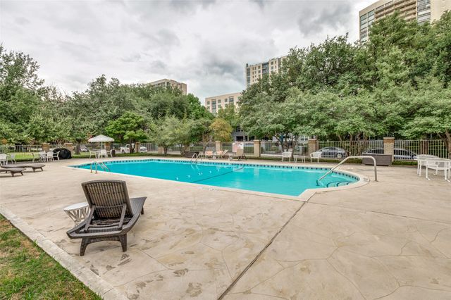 6219 Bandera Avenue A, Dallas, TX 75225