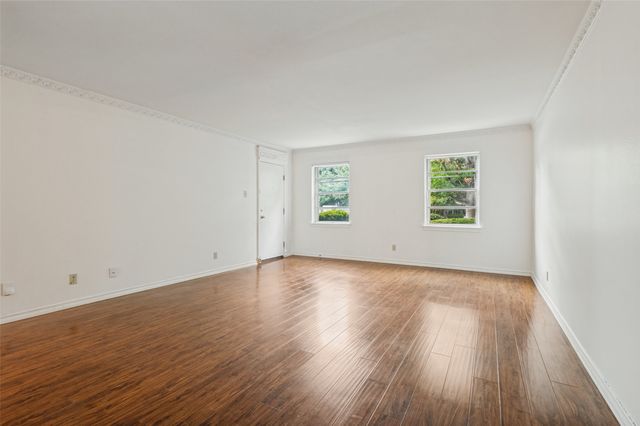 6219 Bandera Avenue A, Dallas, TX 75225