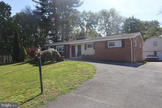 13559 DONNYBROOK DR, Hagerstown, MD 21742