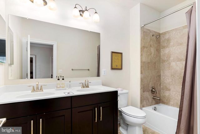 21101 GOOSE PRESERVE DR, Ashburn, VA 20148