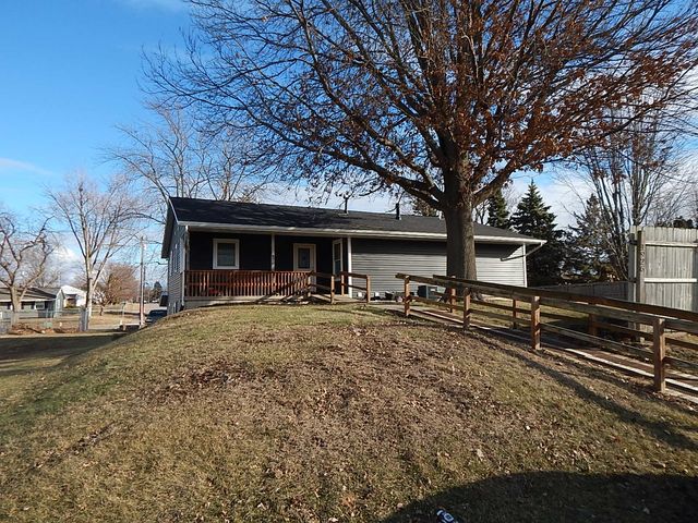 1926 N Linwood Avenue, Davenport, IA 52804