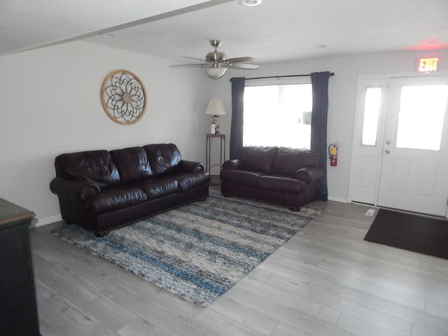 1926 N Linwood Avenue, Davenport, IA 52804