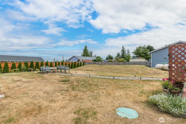 1929 Elhardt Street, Camano Island, WA 98282