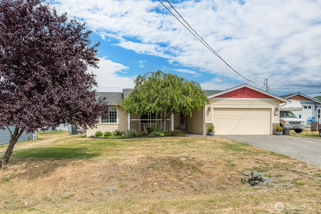 1929 Elhardt Street, Camano Island, WA 98282
