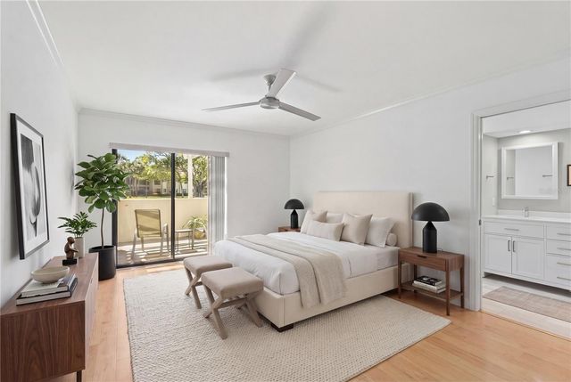 5226 LANDINGS BOULEVARD 102, Sarasota, FL 34231