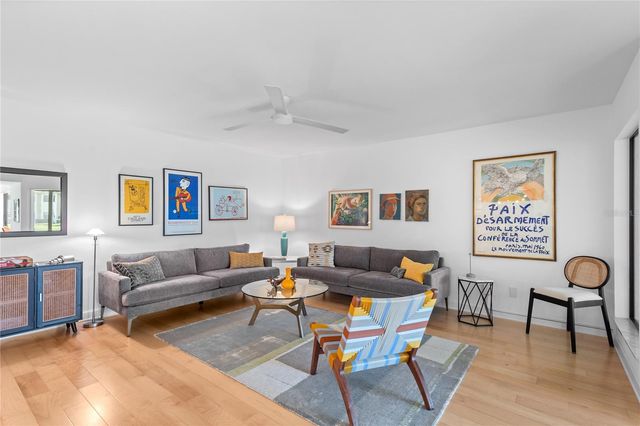 5226 LANDINGS BOULEVARD 102, Sarasota, FL 34231