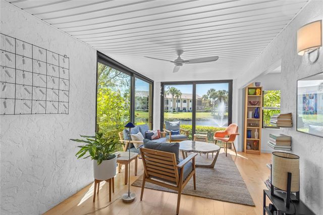 5226 LANDINGS BOULEVARD 102, Sarasota, FL 34231