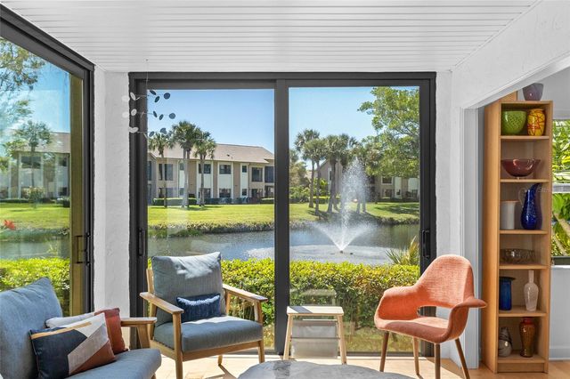 5226 LANDINGS BOULEVARD 102, Sarasota, FL 34231